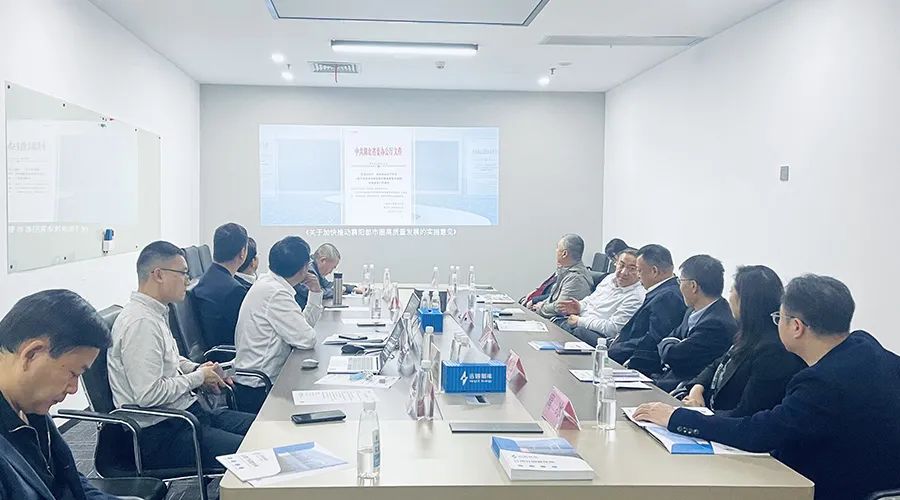 襄阳市政协副主席金崇保一行考察918博天娱乐储能