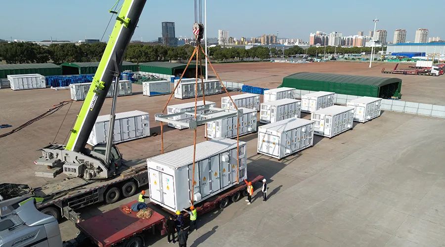 918博天娱乐储能位列高工产研2023储能榜单前二